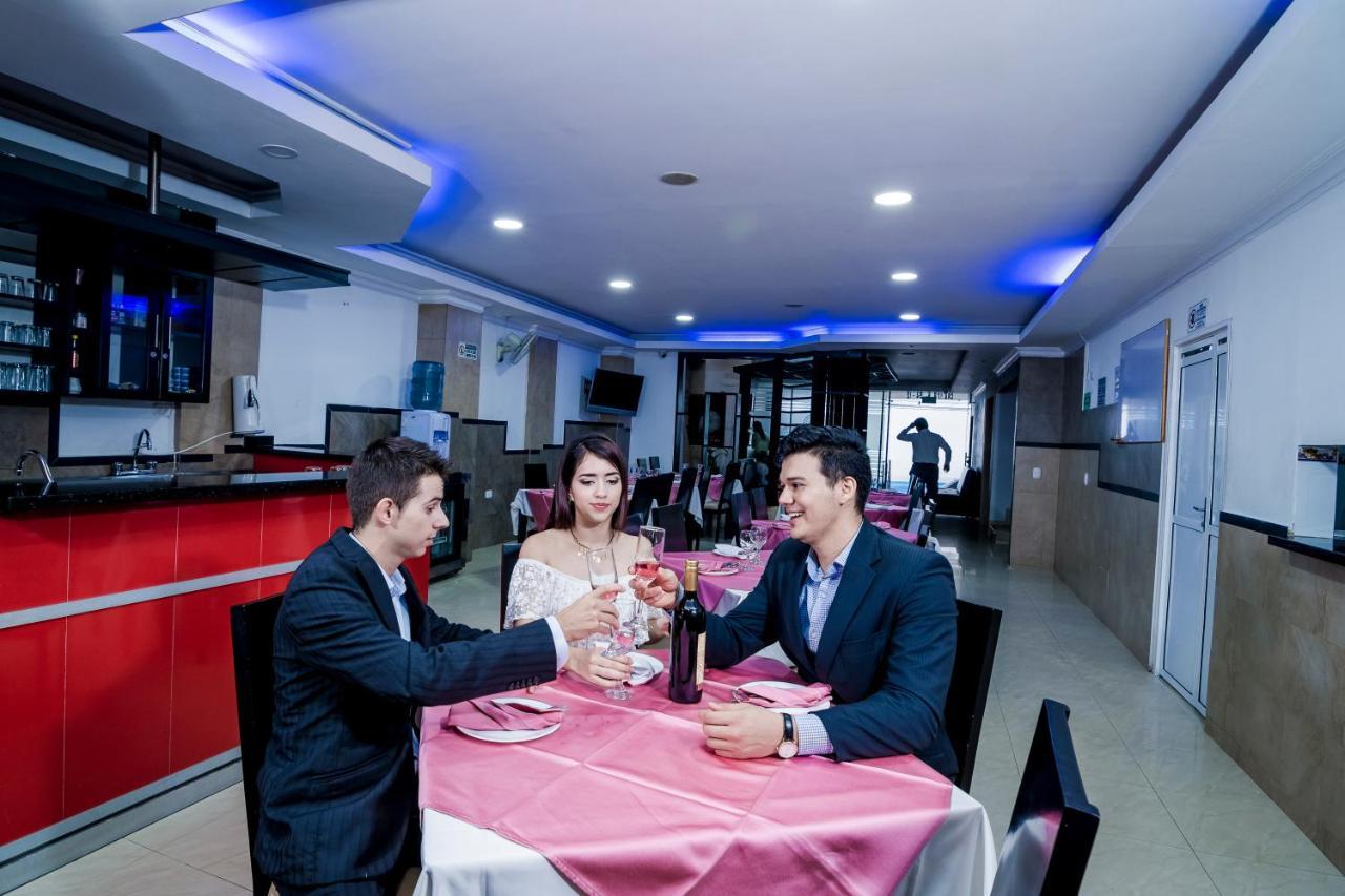 Hotel Preferencial Class Bucaramanga Buitenkant foto